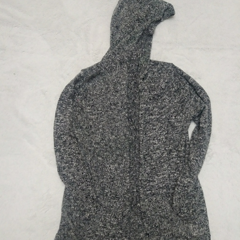 Hooded sweater